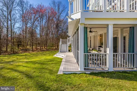 Exterior - 1421 Mayhurst Blvd, Mclean, VA 22102 photo 27 of 45
