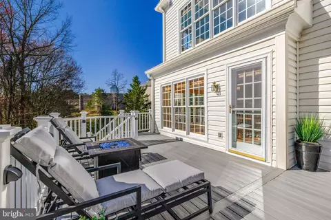 Exterior - 1421 Mayhurst Blvd, Mclean, VA 22102 photo 26 of 45