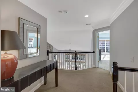 Entry Way - 1421 Mayhurst Blvd, Mclean, VA 22102 photo 10 of 12