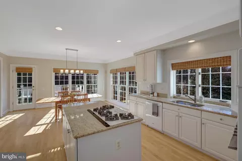 Kitchen - 1421 Mayhurst Blvd, Mclean, VA 22102 photo 5 of 11