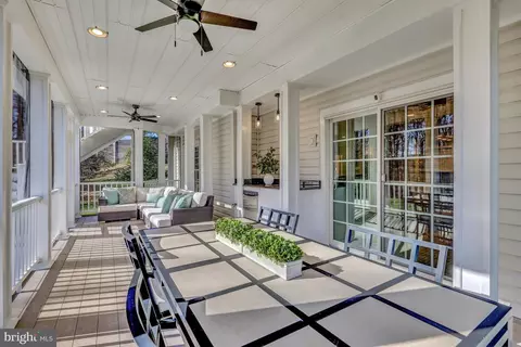 Exterior - 1421 Mayhurst Blvd, Mclean, VA 22102 photo 11 of 45