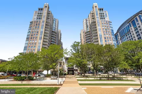 11990 Market St #1205, Reston, VA 20190