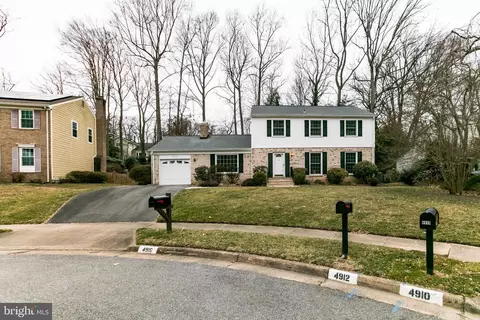4916 Gloxinia Ct, Annandale, VA 22003