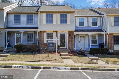 8506 Golden Ridge Ct, Lorton, VA 22079