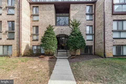 2035 Royal Fern Ct #2B, Reston, VA 20191