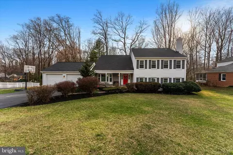 11943 Riders Ln, Reston, VA 20191