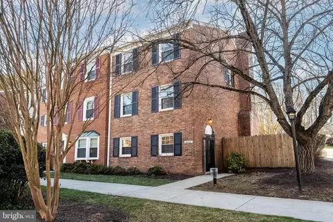 6602 Burlington Pl, Springfield, VA 22152
