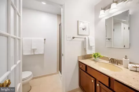 Bath - 8003 Steeple Chase Ct, Springfield, VA 22153 photo 2 of 5