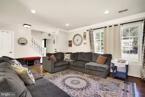 6825 Kite Flyer Ct, Springfield, VA 22150 photo 8