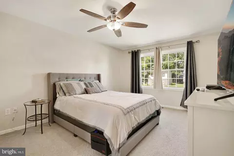 6825 Kite Flyer Ct, Springfield, VA 22150 photo 17