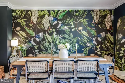 Dining - 1100 Pine Hill Rd, Mclean, VA 22101 photo 2 of 3