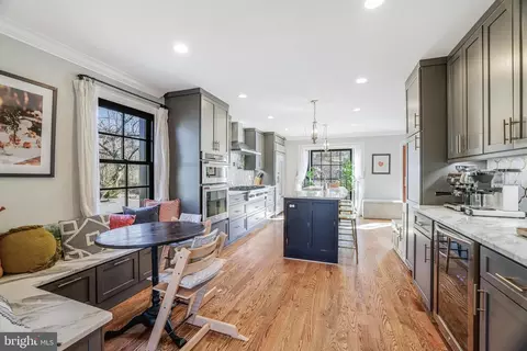 Kitchen - 1100 Pine Hill Rd, Mclean, VA 22101 photo 11 of 12