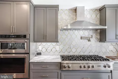 Kitchen - 1100 Pine Hill Rd, Mclean, VA 22101 photo 4 of 12