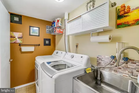 7606 Lauralin Pl, Springfield, VA 22150 photo 21