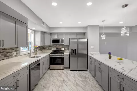 Kitchen - 6623 Burlington Pl, Springfield, VA 22152 photo 1 of 4