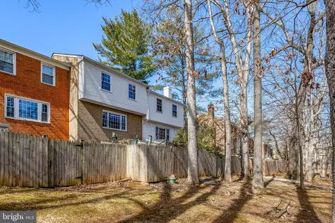 Exterior - 6623 Burlington Pl, Springfield, VA 22152 photo 4 of 8