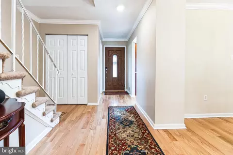 Entry Way - 7303 Rolling Oak Ln, Springfield, VA 22153 photo 1 of 3