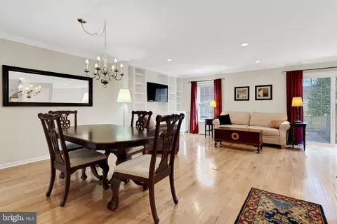 Dining - 7303 Rolling Oak Ln, Springfield, VA 22153 photo 2 of 2