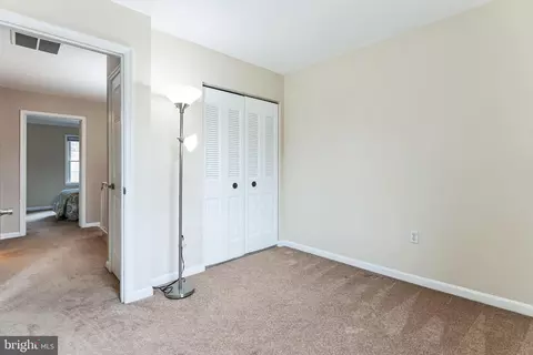 Bedroom - 7303 Rolling Oak Ln, Springfield, VA 22153 photo 6 of 6
