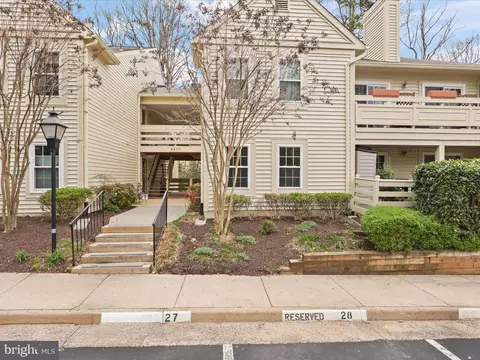 2217 H Lovedale Ln #209A, Reston, VA 20191
