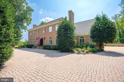 933 Bellview Rd, Mclean, VA 22102