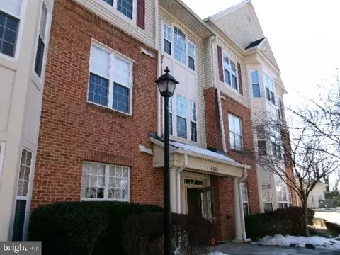 6495 Tayack Pl #203, Alexandria, VA 22312