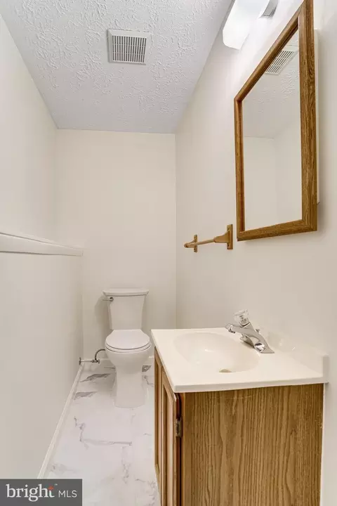 8288 Morning Dew Ct, Springfield, VA 22153 photo 28