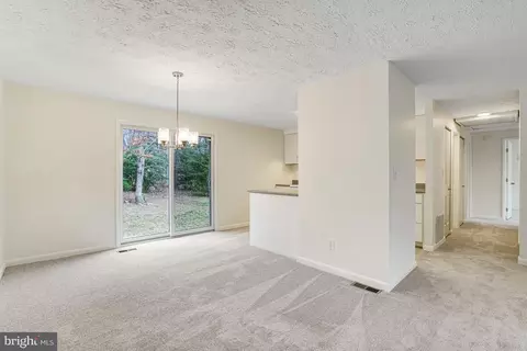 8288 Morning Dew Ct, Springfield, VA 22153 photo 8