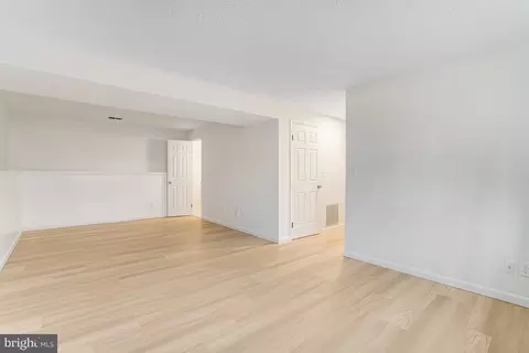 8288 Morning Dew Ct, Springfield, VA 22153 photo 26