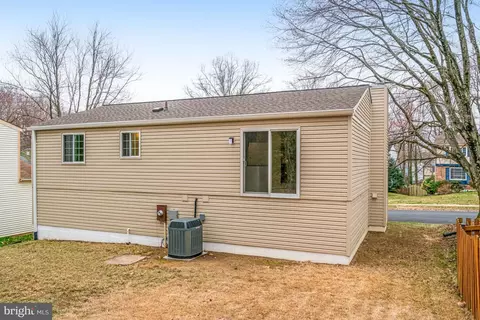 8288 Morning Dew Ct, Springfield, VA 22153 photo 32