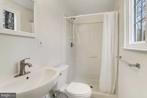 8288 Morning Dew Ct, Springfield, VA 22153 photo 18