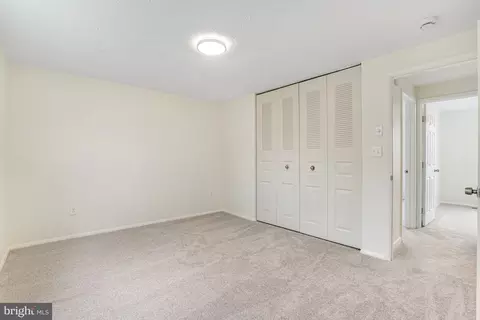8288 Morning Dew Ct, Springfield, VA 22153 photo 16