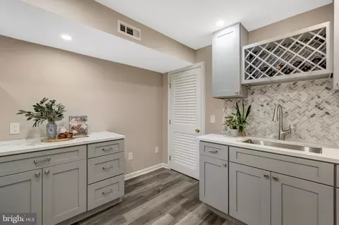 Other - 11440 Hollow Timber Ct, Reston, VA 20194 photo 9 of 17