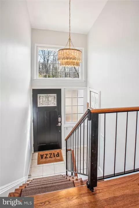 6330 Camilla St, Springfield, VA 22152 photo 9