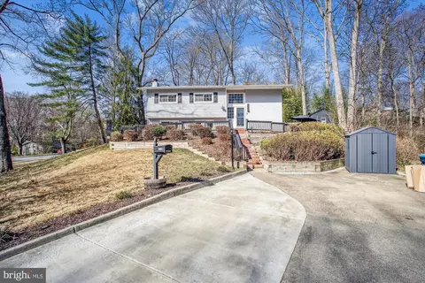 6330 Camilla St, Springfield, VA 22152 photo 2