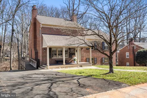 5507 Atlee Pl, Springfield, VA 22151 photo 2