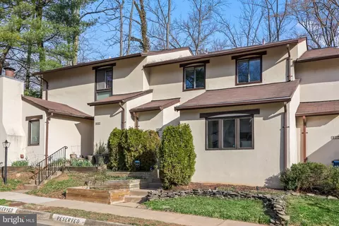 2306 Glade Bank Way, Reston, VA 20191
