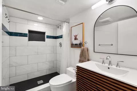 5213 Bradfield Dr, Burke, VA 22015 photo 34