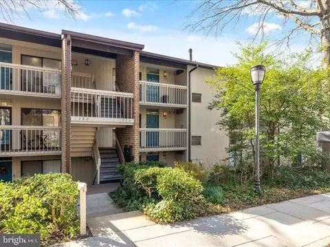 1578 Moorings Dr #4B/12B, Reston, VA 20190