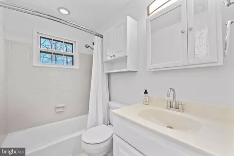 9211 Shotgun Ct, Springfield, VA 22153 photo 25