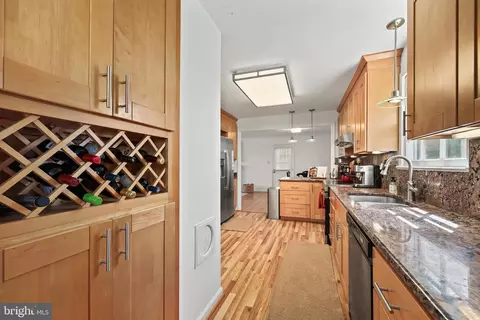 9211 Shotgun Ct, Springfield, VA 22153 photo 7