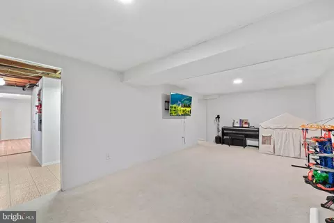 9211 Shotgun Ct, Springfield, VA 22153 photo 36