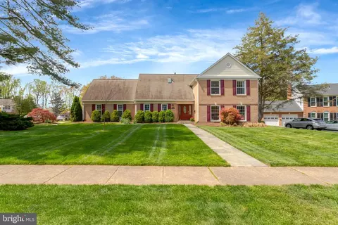 4933 Tarheel Way, Annandale, VA 22003