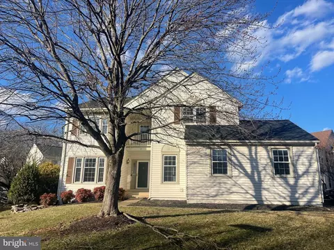 14320 Brookmere Dr, Centreville, VA 20120