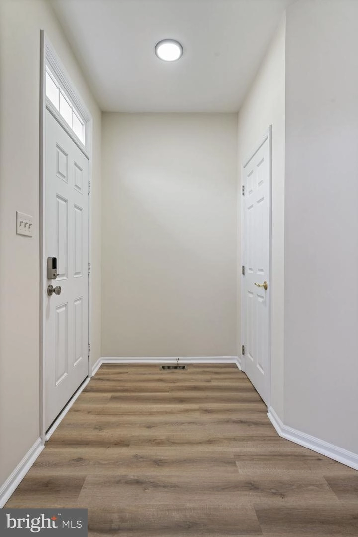 7315 Hampton Manor Pl, Springfield, VA 22150 photo 7