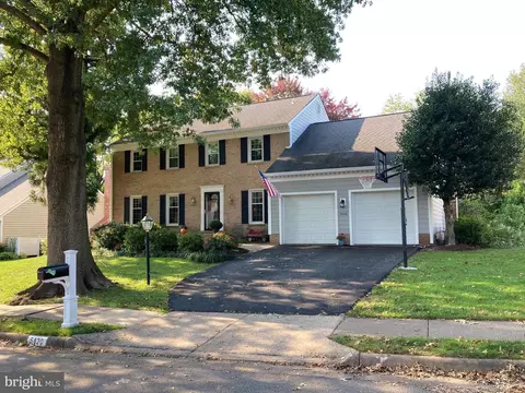 5420 Flint Tavern Pl, Burke, VA 22015