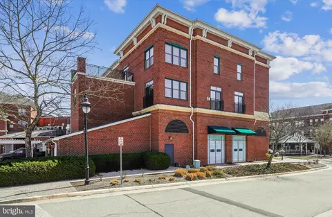 9000 Lorton Station Blvd #2-101, Lorton, VA 22079