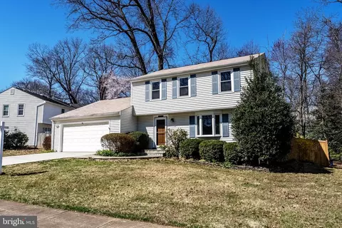 5014 Kenerson Dr, Fairfax, VA 22032