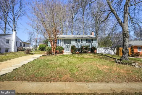 5527 Queensberry Ave, Springfield, VA 22151