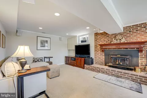 5527 Queensberry Ave, Springfield, VA 22151 photo 26